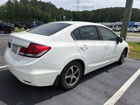 Used 2015 Honda Civic SE image 3