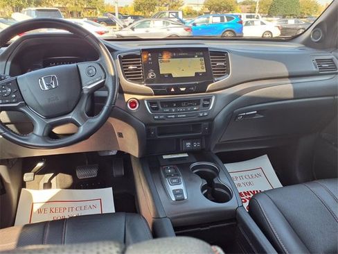 Used 2023 Honda Passport TrailSport image 10