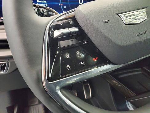 New 2026 Cadillac Vistiq Sport w/ LPO, Floor Liner Package image 13