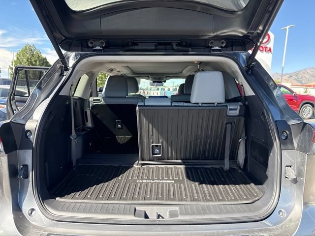 Used 2026 Toyota Highlander Platinum AWD/4WD image 26