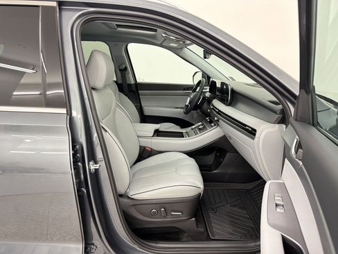 Used 2025 Hyundai Palisade SEL image 28