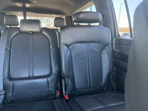 Used 2024 Jeep Wagoneer L Series III w/ Flexible Seating Group image 14