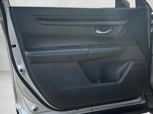 Used 2023 Honda CR-V LX image 14