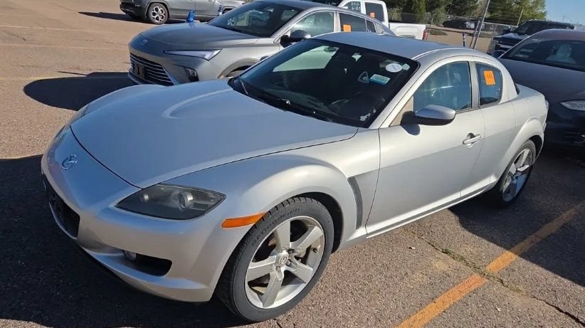 Used 2005 MAZDA RX-8 w/ MT Sport Pkg RWD image 2