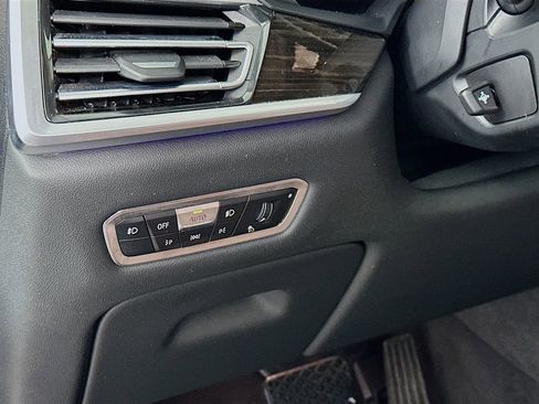 Used 2021 BMW X7 xDrive40i w/ Cold Weather Package image 10