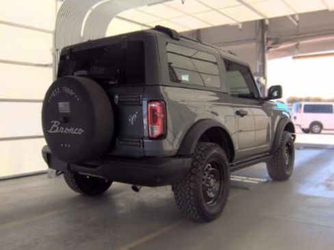 Used 2023 Ford Bronco Black Diamond AWD/4WD image 2