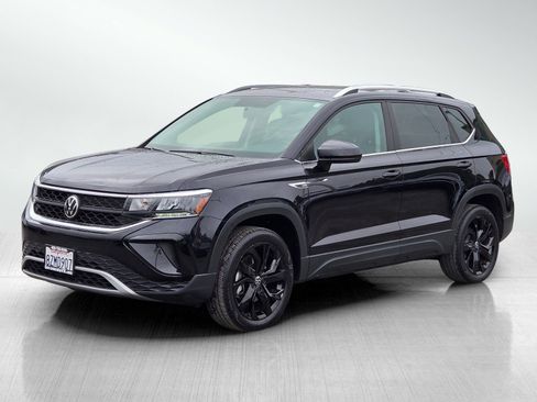 Used 2022 Volkswagen Taos SE image 8