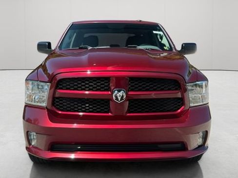 Used 2017 RAM 1500 Express AWD/4WD image 11