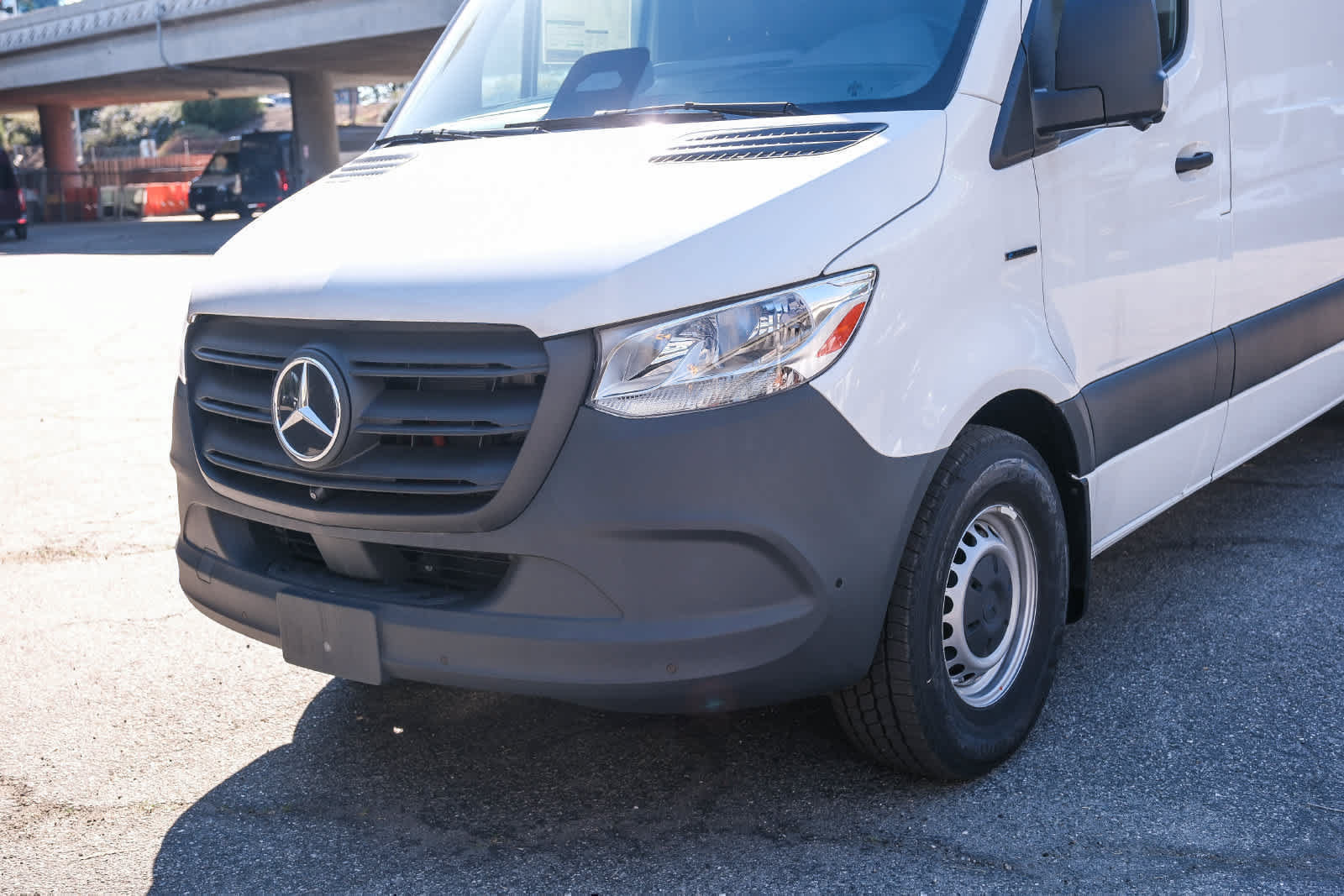 New 2025 Mercedes-Benz eSprinter 170 Cargo image 11