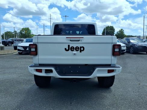 Used 2021 Jeep Gladiator Overland AWD/4WD image 16