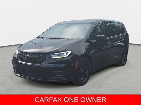 Used 2022 Chrysler Pacifica Touring-L w/ S Appearance Package FWD image 34