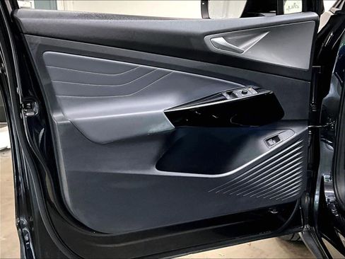 Used 2023 Volkswagen ID.4 Pro S image 25