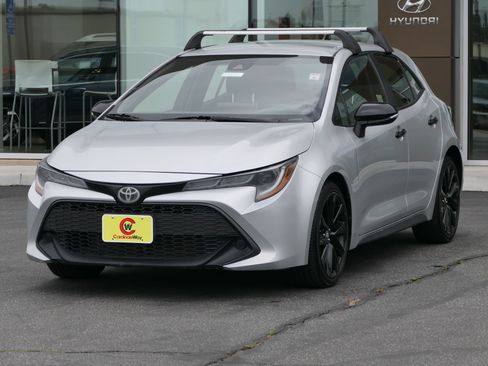 Used 2022 Toyota Corolla SE w/ Carpet Mat Package (TMS) FWD image 7