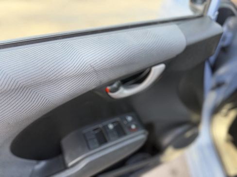 Used 2009 Honda Fit Base 4dr Hatchback 5A image 10