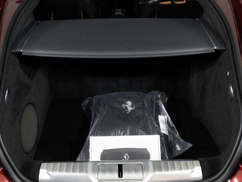 Certified 2025 Ferrari 12Cilindri RWD image 22