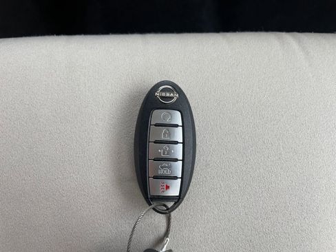 Used 2025 Nissan Altima 2.5 SV image 21