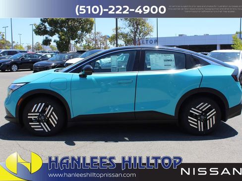 New 2026 Nissan Leaf SV+ w/ Floor Mat Package (SV+) FWD image 2