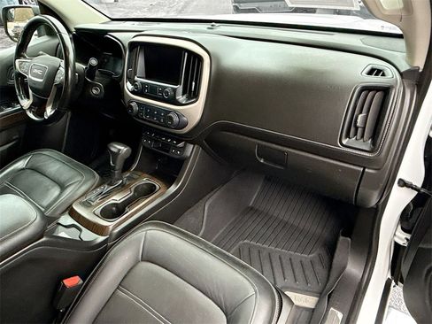Used 2020 GMC Canyon Denali image 32