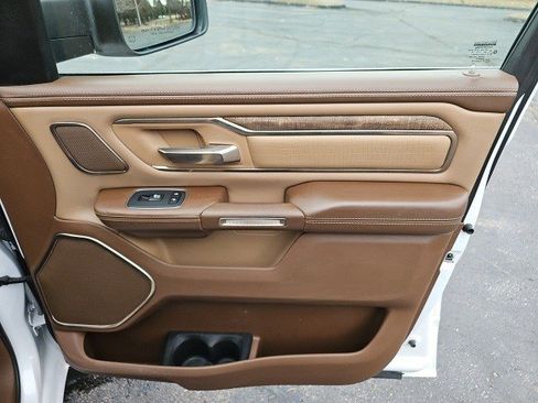 Used 2019 RAM 1500 Limited image 14