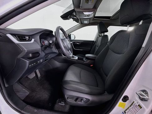 Used 2022 Toyota RAV4 XLE w/ Convenience Package AWD/4WD image 12