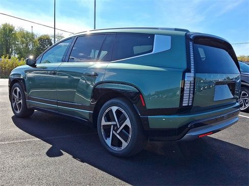 New 2026 Hyundai Ioniq 9 Limited image 3