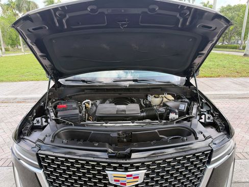 Used 2021 Cadillac Escalade ESV Premium Luxury w/ Performance Package RWD image 56