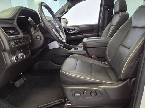 Used 2022 GMC Yukon SLT w/ SLT Premium Package RWD image 10