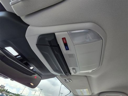 Certified 2025 Subaru Ascent Premium image 29