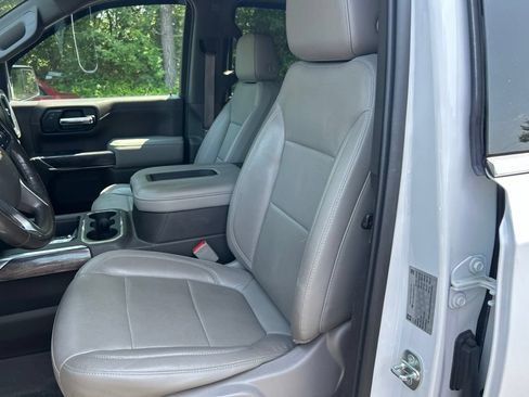 Used 2019 Chevrolet Silverado 1500 LTZ w/ LTZ Plus Package AWD/4WD image 17