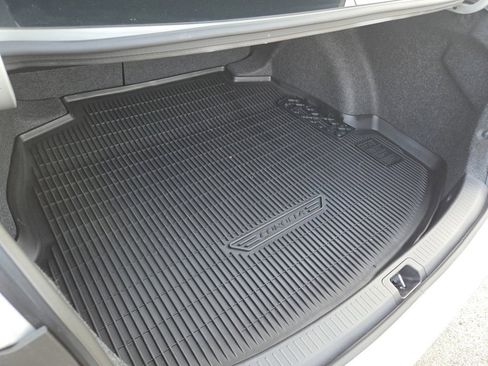 Used 2025 Toyota Corolla LE image 25