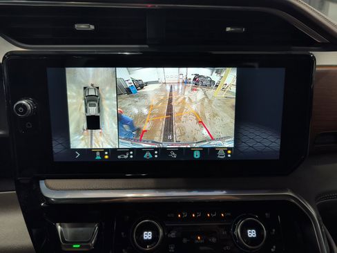 Used 2022 GMC Sierra 1500 Denali image 11