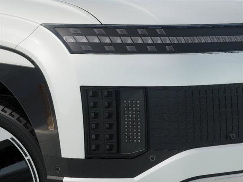 New 2026 Hyundai Ioniq 9 Limited image 9