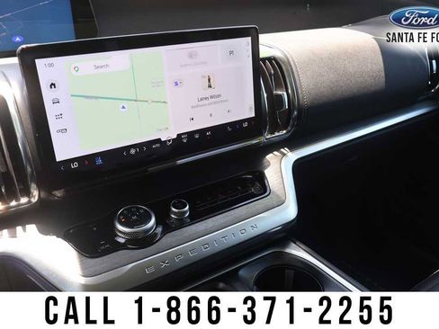 Used 2025 Ford Expedition Platinum AWD/4WD image 44