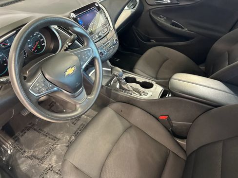 Used 2023 Chevrolet Malibu LT FWD image 12