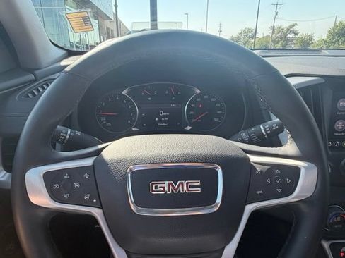Used 2024 GMC Terrain SLT w/ Tech Package AWD/4WD image 15