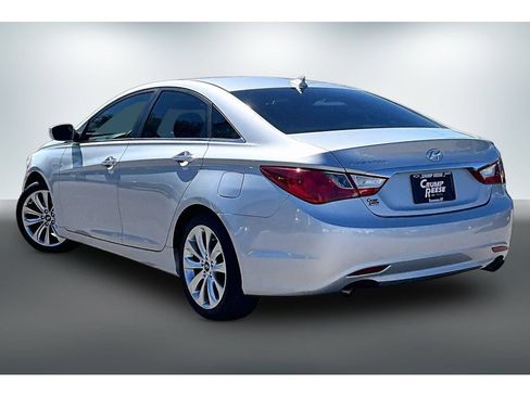 Used 2013 Hyundai Sonata SE FWD image 4