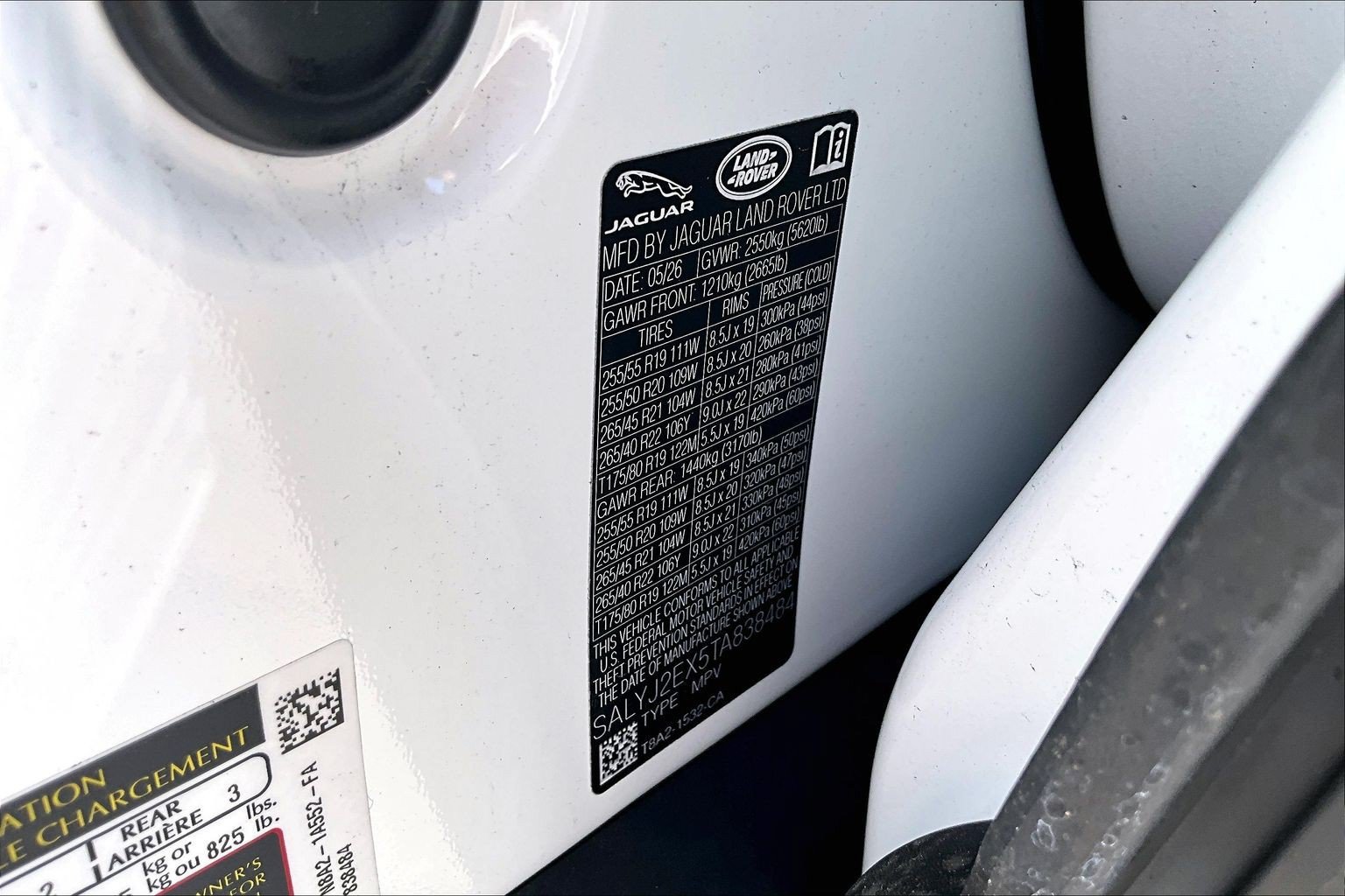 New 2026 Land Rover Range Rover Velar S AWD/4WD image 13