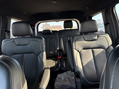 Used 2024 Jeep Grand Cherokee L Limited w/ Black Appearance Package image 26