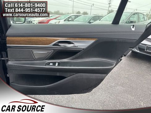 Used 2018 BMW 750i xDrive image 42