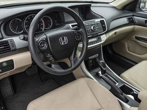 Used 2014 Honda Accord LX image 10