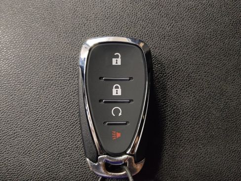 Used 2023 Chevrolet Equinox LT image 32