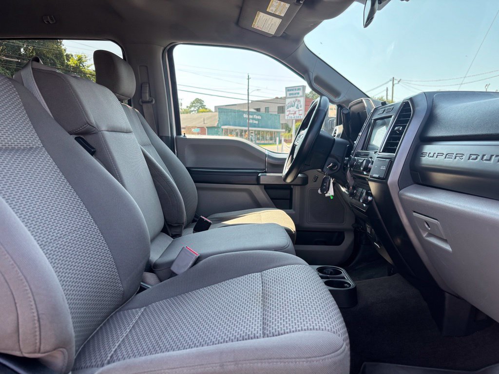 Used 2017 Ford F250 XLT w/ XLT Premium Package AWD/4WD image 31