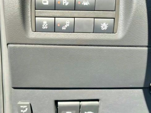 Used 2021 Nissan Kicks S w/ Interior Electronics Package FWD image 32