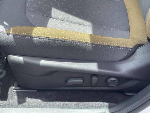 New 2025 Subaru Crosstrek 2.5i Sport w/ Popular Package #4A image 18