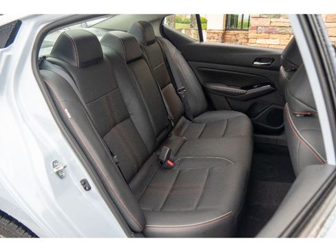 Used 2023 Nissan Altima 2.5 SR w/ SR Premium Package AWD/4WD image 19