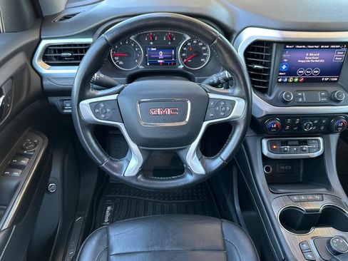 Certified 2020 GMC Acadia SLT AWD/4WD image 15