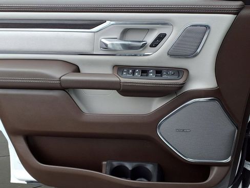 New 2026 RAM 1500 Laramie AWD/4WD image 10