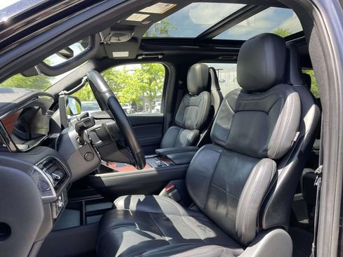 Used 2024 Lincoln Navigator L Reserve AWD/4WD image 20