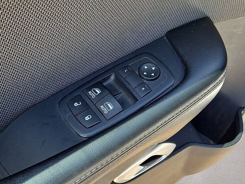 Used 2016 Dodge Challenger SXT RWD image 21