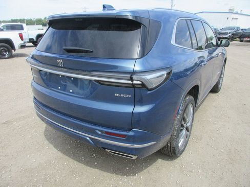 New 2026 Buick Enclave Avenir w/ Super Cruise Package AWD/4WD image 5